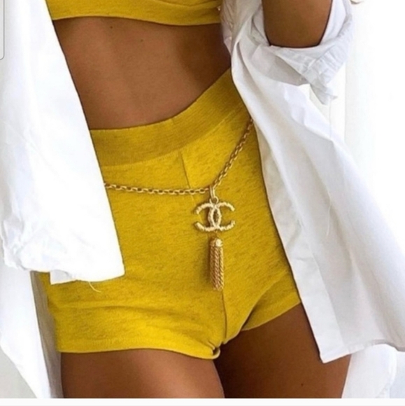 ZARA mustard Yellow Summer Knit Micro Shorts. Size Medium - Picture 2 of 11